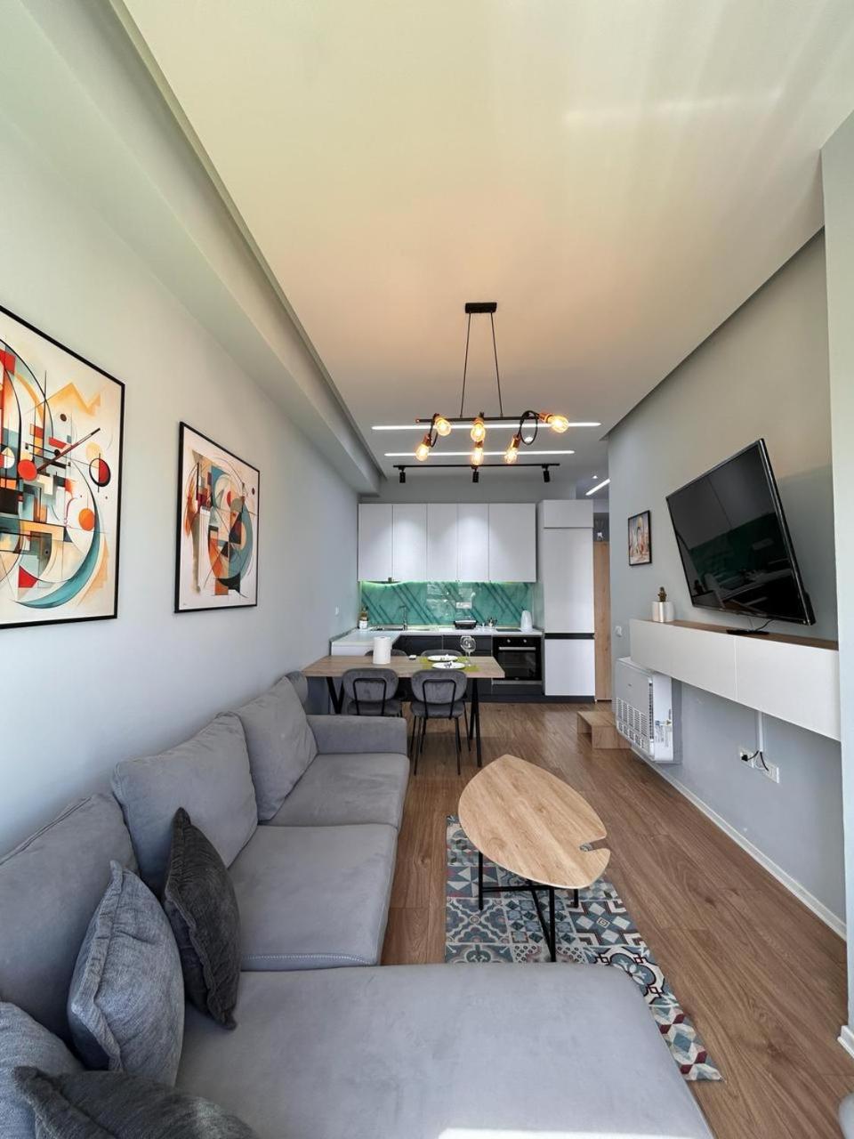 Picasso Apartment Τίρανα Εξωτερικό φωτογραφία