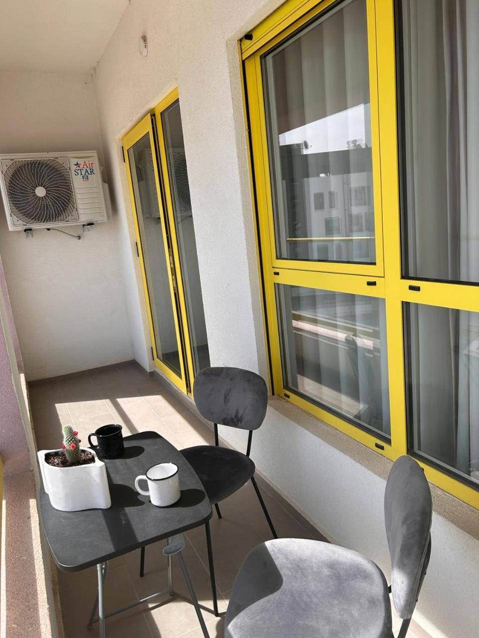 Picasso Apartment Τίρανα Εξωτερικό φωτογραφία